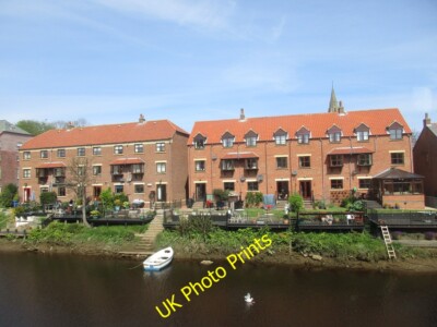 Foto 6x4 moderne Wohnblöcke, Ruswarp Whitby\/NZ8910 herausragen nur ein c2015