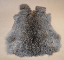Kaninchen echt Fell Pelz Hasen Tierfell Mittelalter Basteln Kaninchenfell WD 2