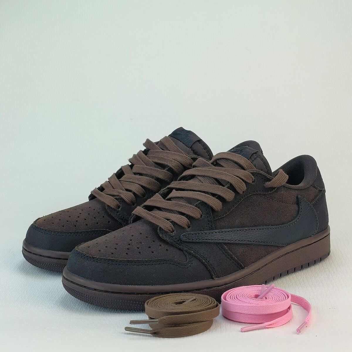 Men's Travis Scott x Air Jordan 1 Low OG SP 'Velvet Brown Men's Travis Scott x Air Jordan 1 Low OG SP 'Velvet Brown