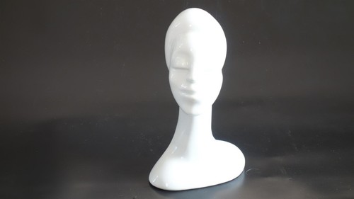 RARE VTG NAAMAN PORCELAIN STATUE by KUBA קובה ליבל KIBBUTZ KFAR MASARYK ISRAEL - Picture 4 of 12