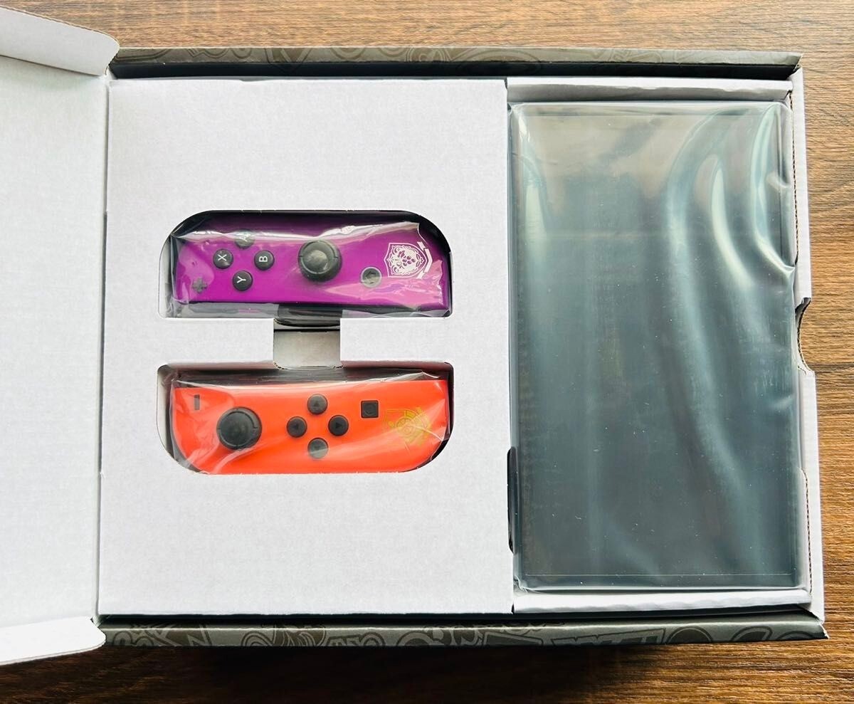 NEW Nintendo Switch OLED Console - Pokemon Scarlet & Violet