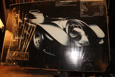 Vintage 1989 BATMAN 22'' x 34'' Batmobile Poster Micheal Keaton (SHIPS ROLLED)