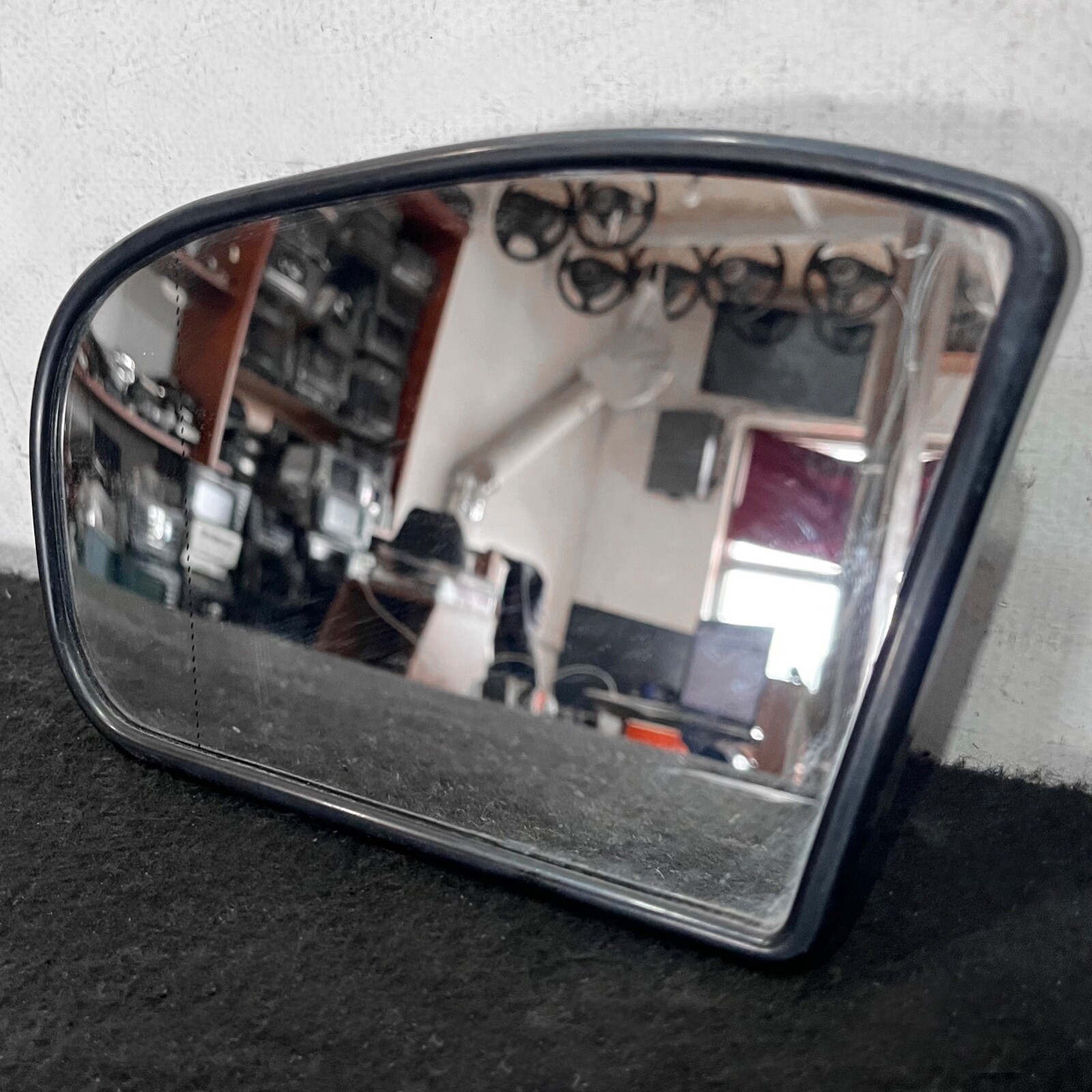 Mercedes W211 E-class GENUINE LEFT Mirror glass Dimming & Heating  