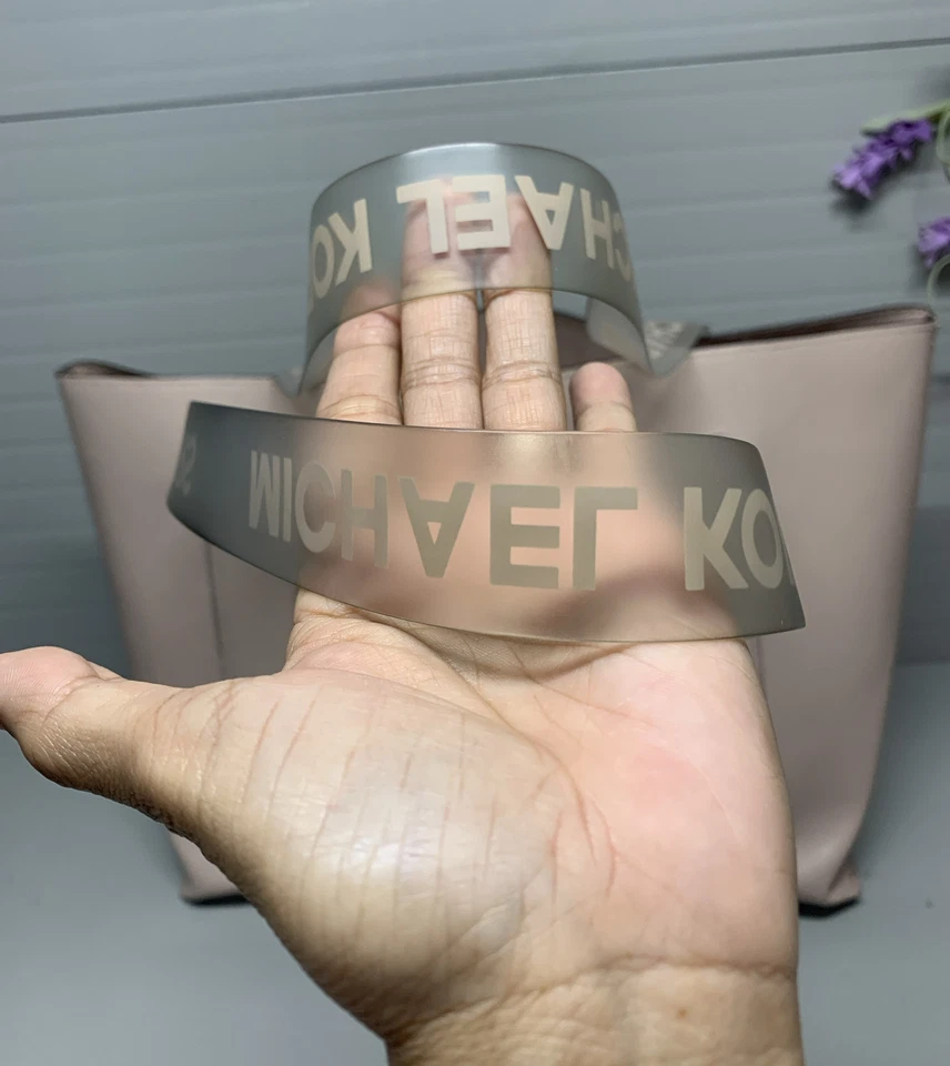 Bolso de Mano MICHAEL KORS Vegano Grande Rosa Rubor Manija con Logo Transparente - ¡En muy buen estado! Foto 4 de 4