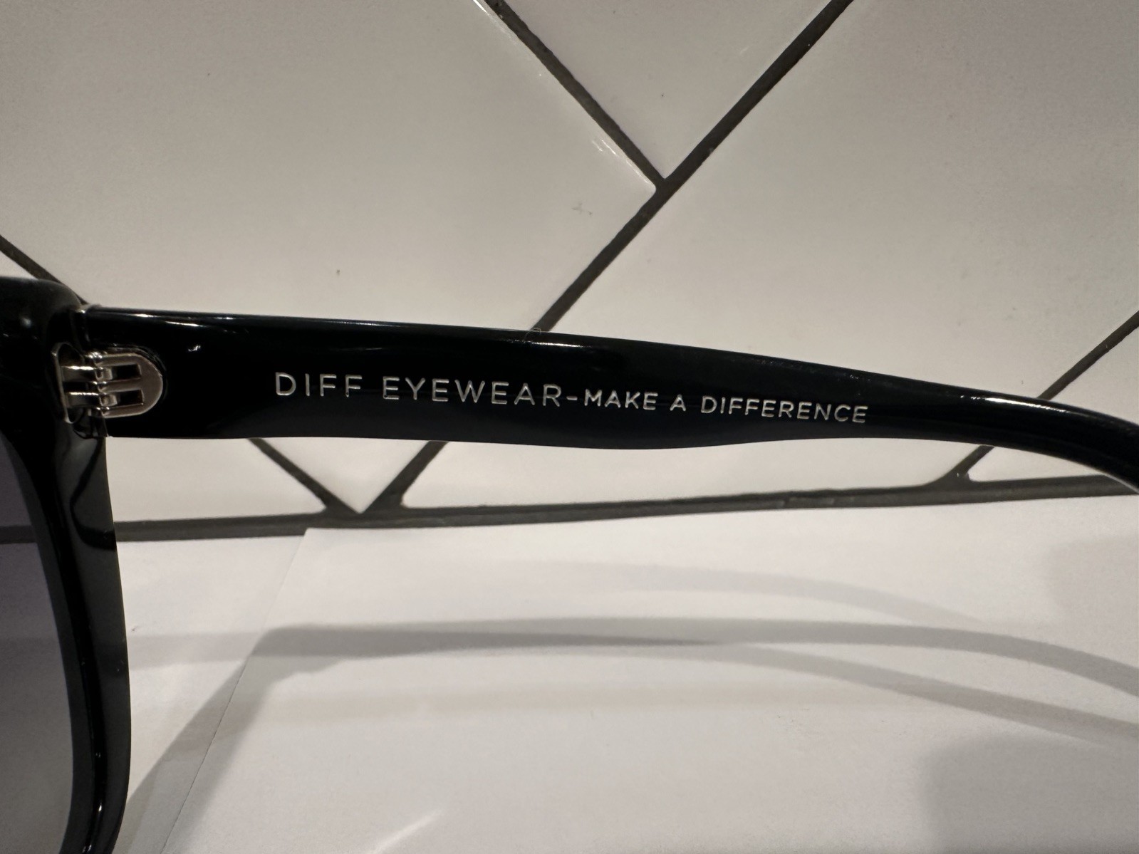 DIFF Eyewear Ruby Polarized Sunglasses Black Cat … - image 6