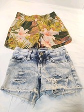 Lot of 2 Old Navy Girls Size 5/6 Distressed Jeans And Floral Shorts