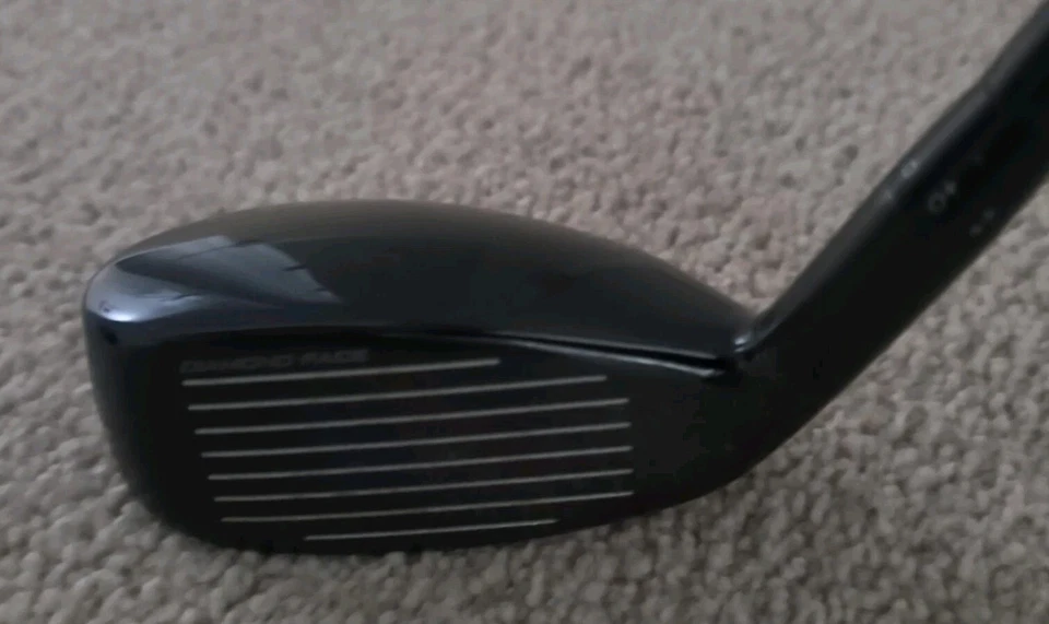 Eje rígido derecho Tour Edge Exotics C723 3 híbrido 19° Accra FX 3.0 200H M4 Foto 3 de 4