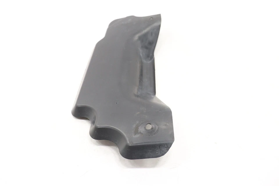 Protector contra salpicaduras cubierta del motor delantero Chevrolet Express 3500 2003-2024 OEM 25749228 Foto 4 de 4