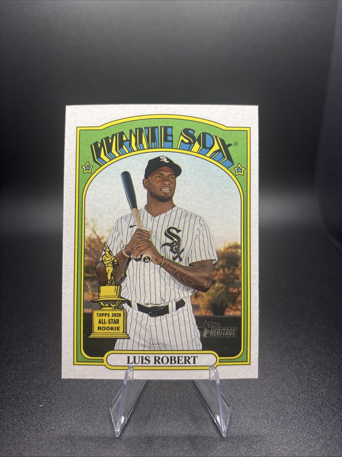 2021 Topps Heritage - Luis Robert #33