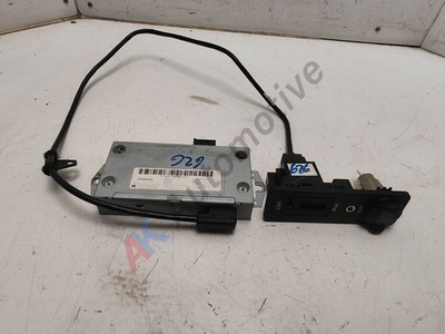 JAGUAR XF X250 12V AUX USB MEDIA IPOD INPUT PANEL MODULE 8X23-14D212-AA