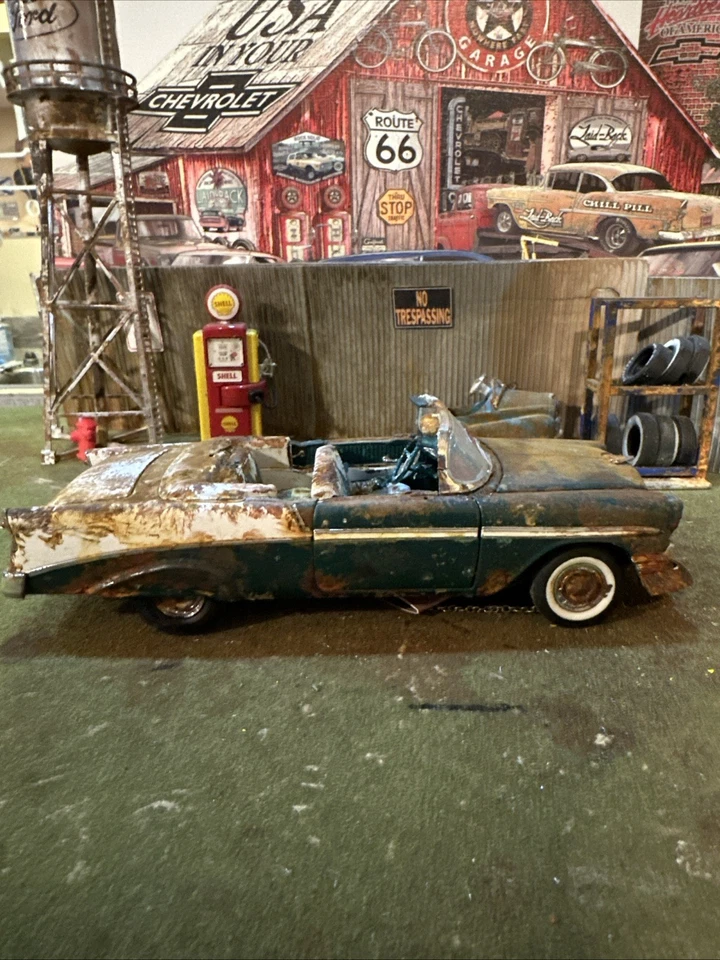 1956 Chevrolet Convertible - Barn Find Cars - 1:24 DIECAST - Franklin Mint - Image 4 of 4