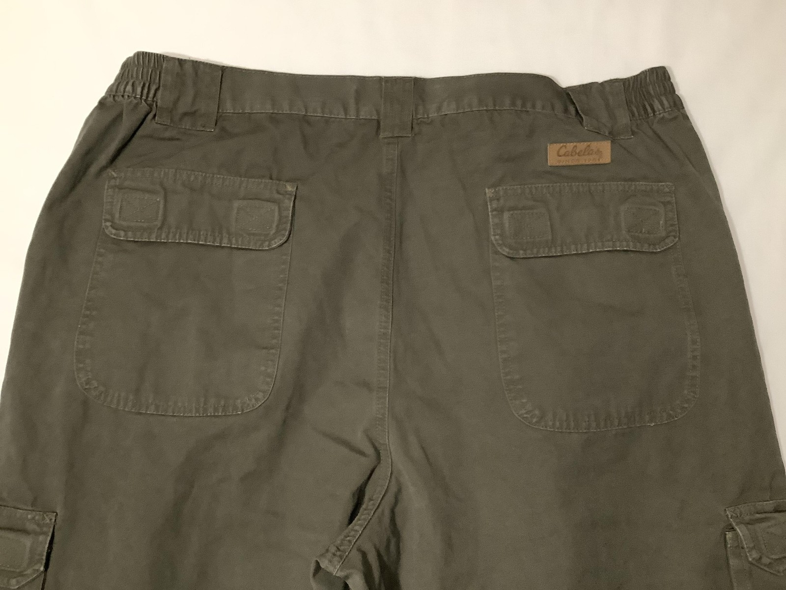 Cabela's Cargo Pants Mens 46 Green Trail Hiker Relaxed Fit Elastic Waist Hiking