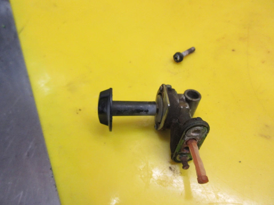 原始设备制造商川崎 NINJA ZX6R ZX9R ZZR600 燃油罐 PETCOCK 关闭阀门 — 第 4/4 张图片