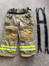 QUAKER SAFETY FIREFIGHTING BUNKER TURNOUT GEAR PANTS 36-26 RESCUE HARNESS