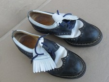 vintage , ancienne paire de chaussure de golf PARABOOT , en cuir