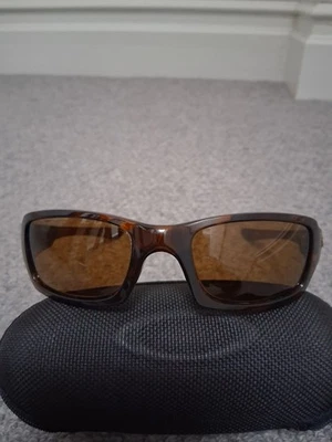 oakley fives squared tortoise shell brown sunglasses, plus bag and case. - Image 1 of 4