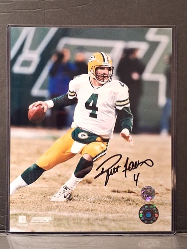 BRETT FAVRE GREEN BAY PACKERS AUTOGRAPHED 8X10 PHOTO COA FAVRE HOLOGRAM