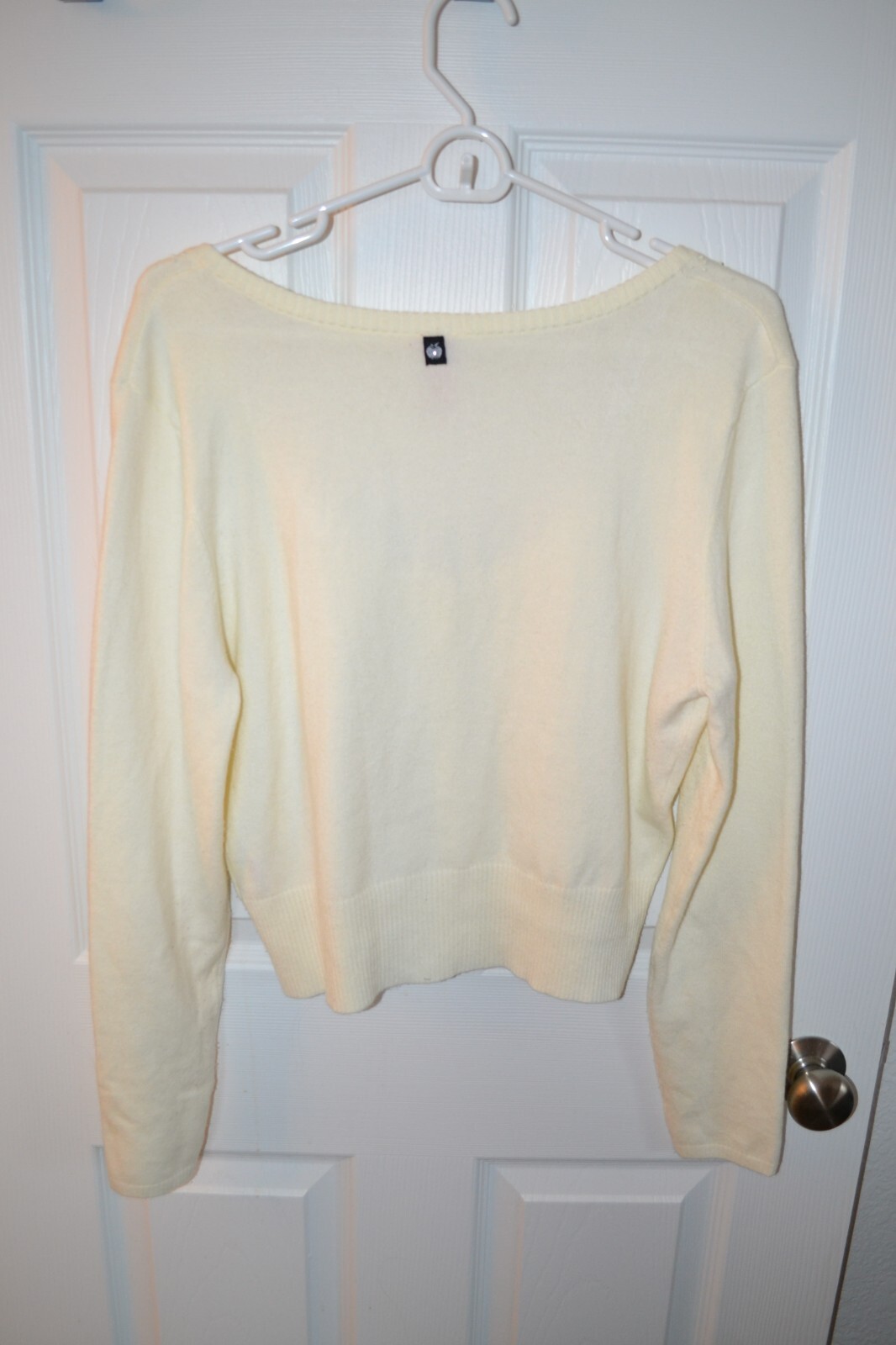 Apple Bottoms Winter White Button Front Crop Card… - image 4