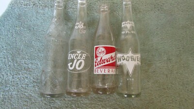 LOT OF 4 VINTAGE 1950's  SODA POP BOTTLES  Edward's Uncle Jo Woosies Kings Used