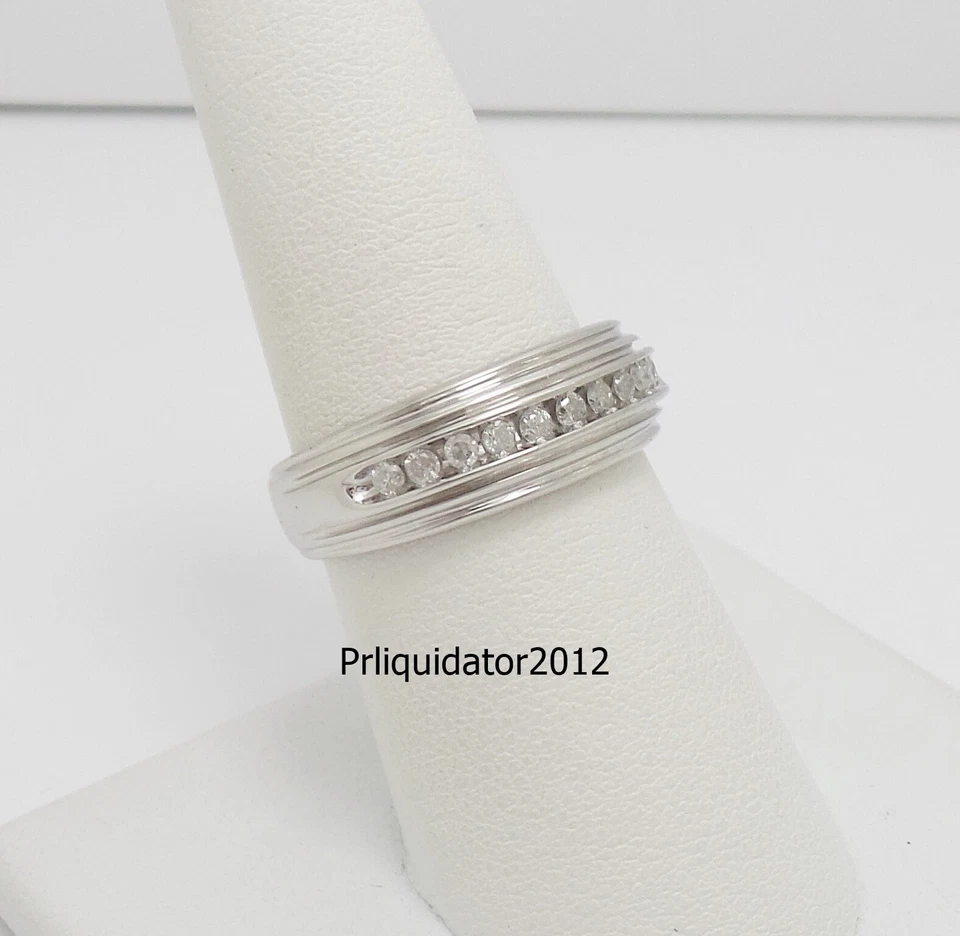 ANILLO DE BODA DE DIAMANTES NATURALES DE 1/4 QUILATES PARA HOMBRE ANILLO NUPCIAL ORO BLANCO DE 10K Foto 2 de 4