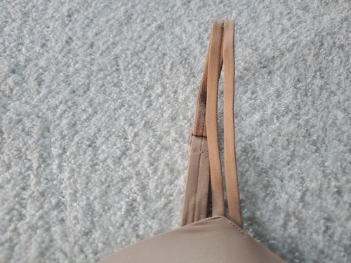 Victoria's Secret Tan Padded No Wire Adjustable Straps Bra Sz 36D - Picture 3 of 11