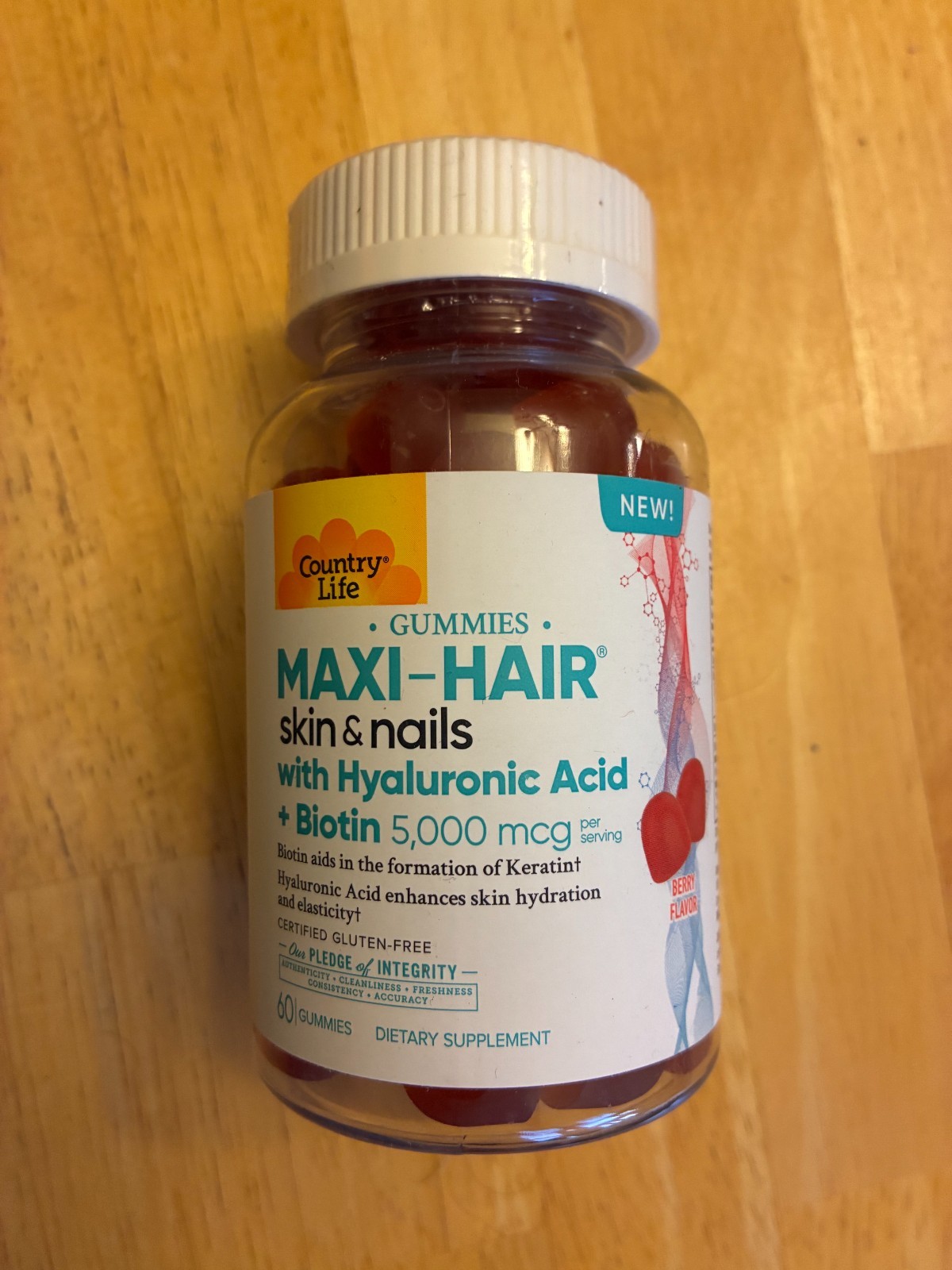 Country Life Maxi-Hair Skin & Nails Hyaluronic Acid + Biotin 60 Gummies – New