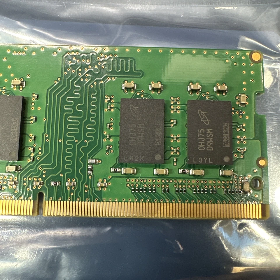 Portátil Micron 8GB DDR4 PC4-25600 1Rx8 SO-DIMM RAM MTA8ATF1G64HZ-3G2J1 Foto 4 de 4