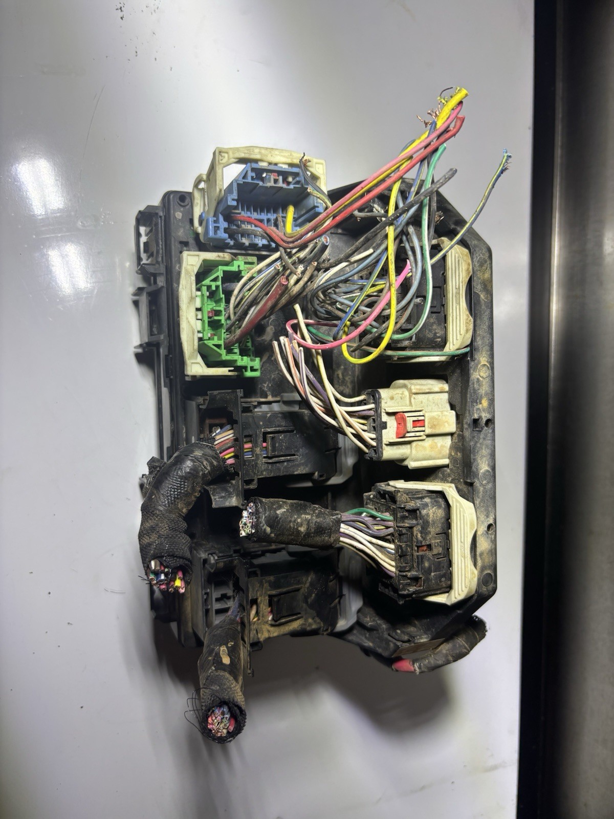2008 JEEP WRANGLER JK JKU MANUAL 3.8L FUSE BOX TIPM POWER MODULE JKB0CC04E9