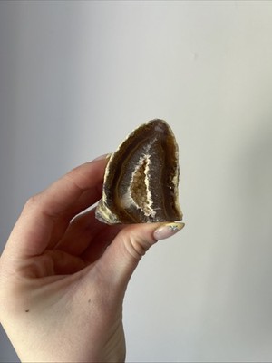 Natürlicher Druzy Achat Mini Geode Freiform Probe