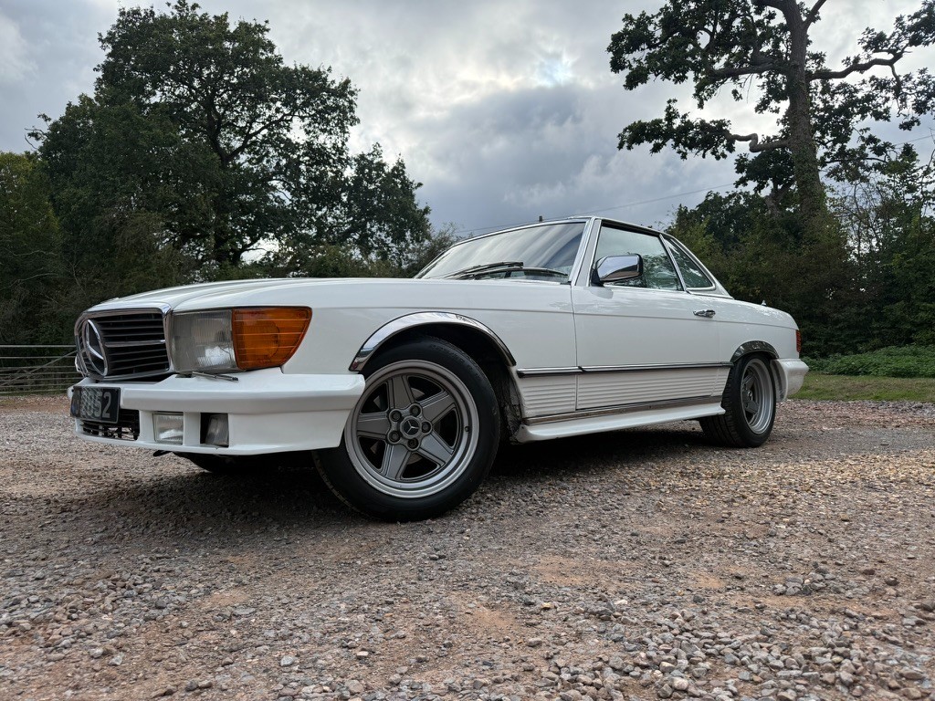 Mercedes-Benz SL 380