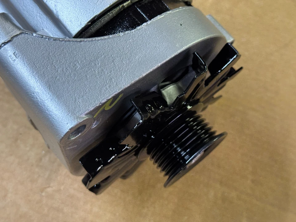 Conjunto de alternador Ford Mustang 87-93 de fábrica 302 HO Serpentine Stock V8 5,0 OE Foto 2 de 4