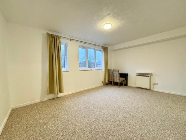 Studio Flat refurbished Didcot