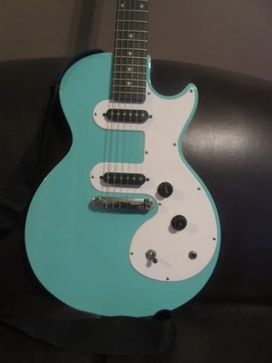 MINT 2018 Epiphone Les Paul  SL electric guitar