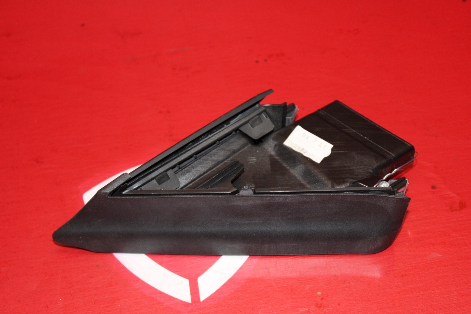 2014-2019 MASERATI GHIBLI M157 OEM LEFT FRONT DRIVER DOOR WINDOW MIRROR VENT