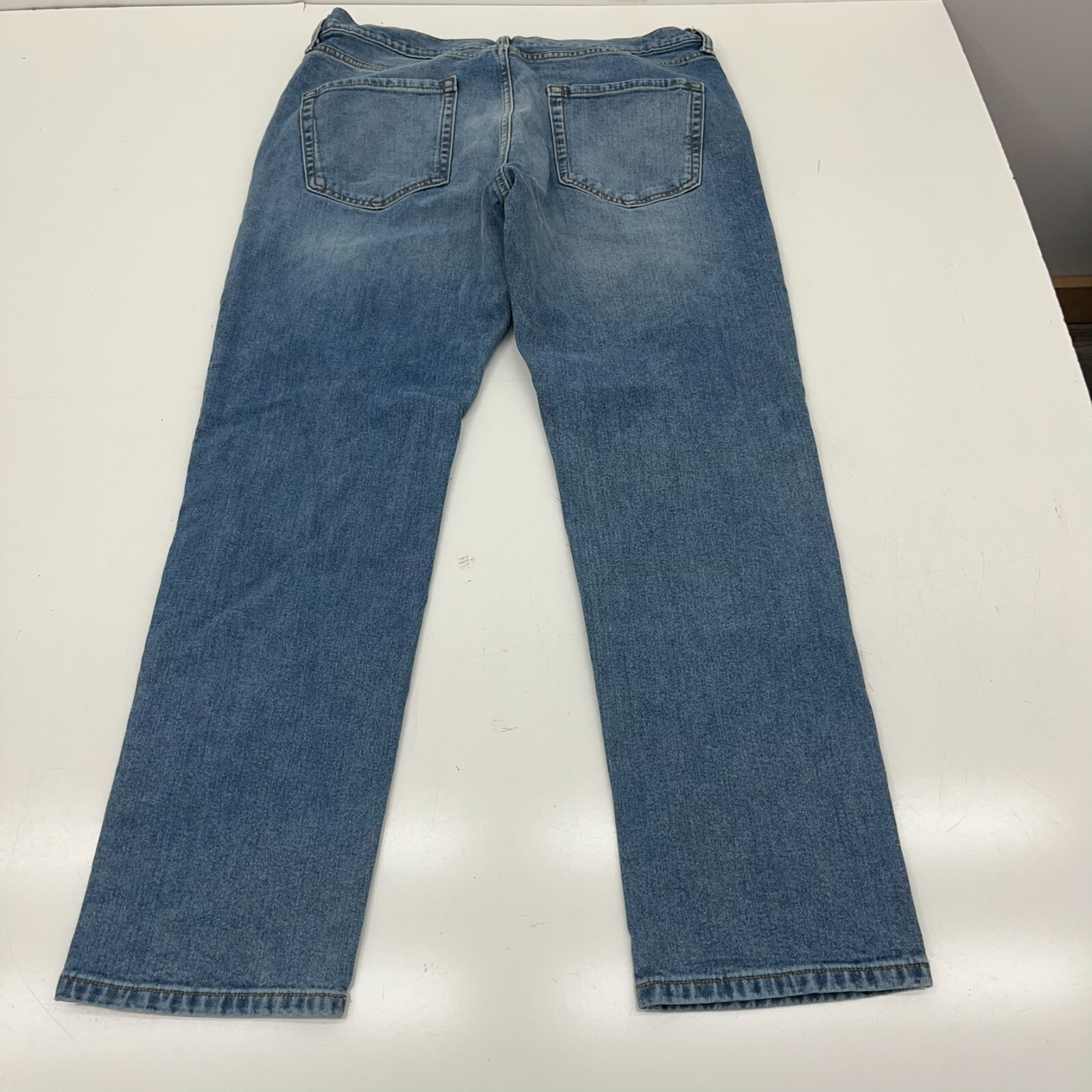 Amazon Essentials Medium Blue Athletic Jeans Men'… - image 4