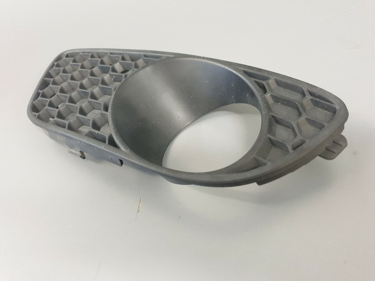 Volkswagen VW Touareg 7L R50 Left Front Bumper Fog Light Cover  