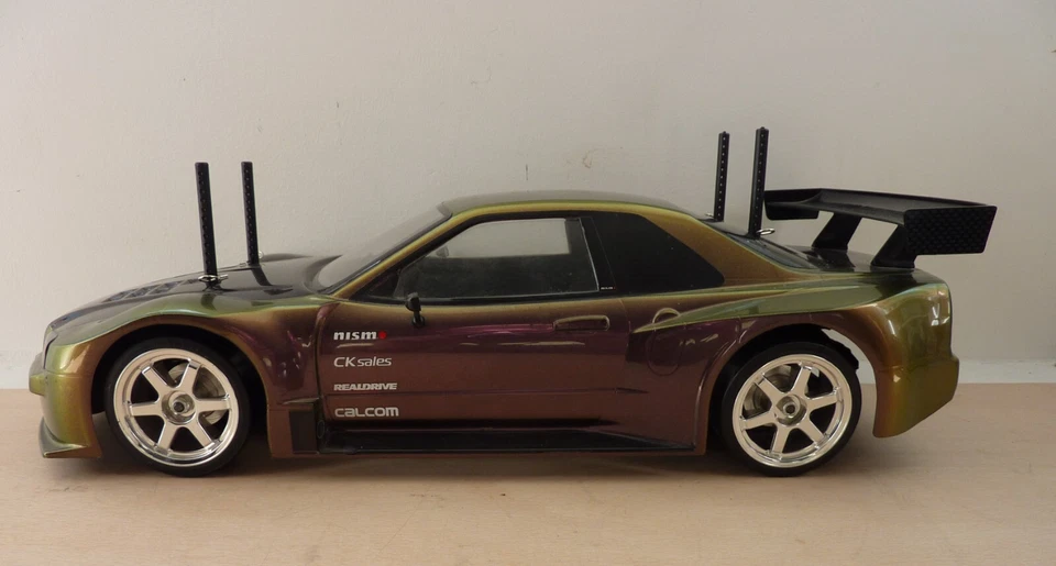 Tamiya RC - Calsonic Skyline - TT-02 Chassis - Drift Wheels - 1:10 Scale - ARTR - Image 4 of 4