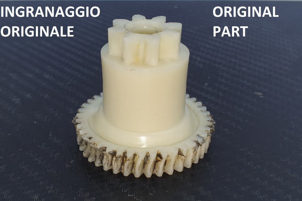 Ingranaggio Nylon Per Motore Affettatrice DCG AS2465N, Ricambio Made In Italy