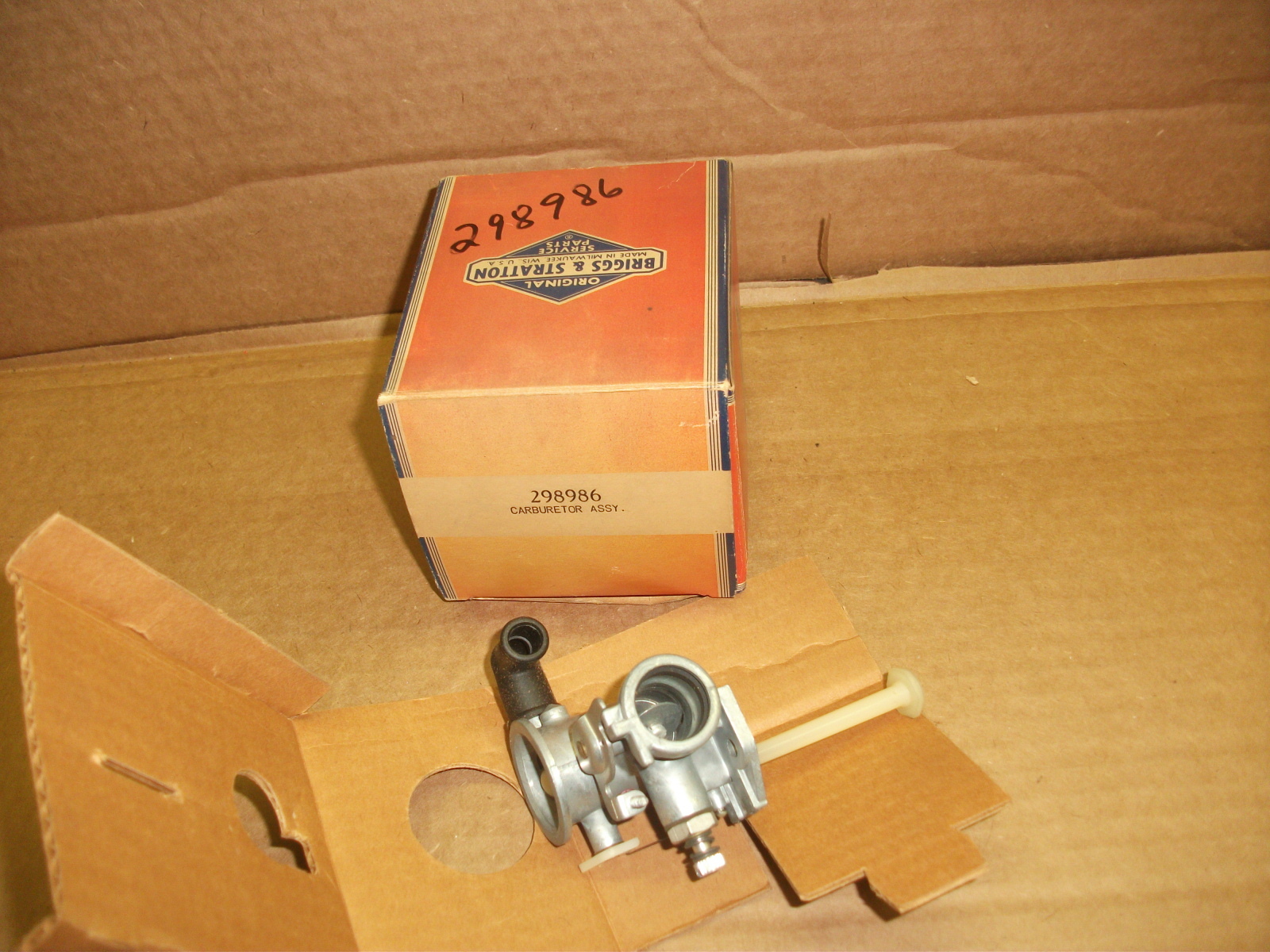 New, NOS vintage Briggs & Stratton carburetor 298986 vacujet eBay