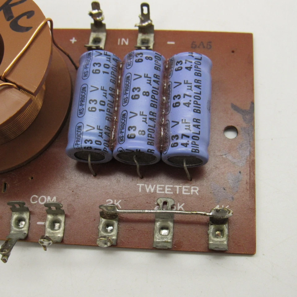 RadioShack Realistic 2-Way Crossover Network 40-1296A Woofer Tweeter - Image 3 of 4