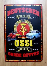 Ostalgie pur: Hochwertiges Metallschild mit ikonischen DDR-Symbolen! - Ganz Neu!