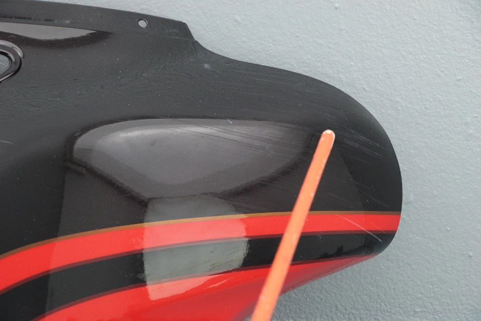 Carenagem externa frontal Harley Electra Glide CVO 2017 GRANADA PRETA ELÉTRICA VERMELHA - Imagem 3 de 4