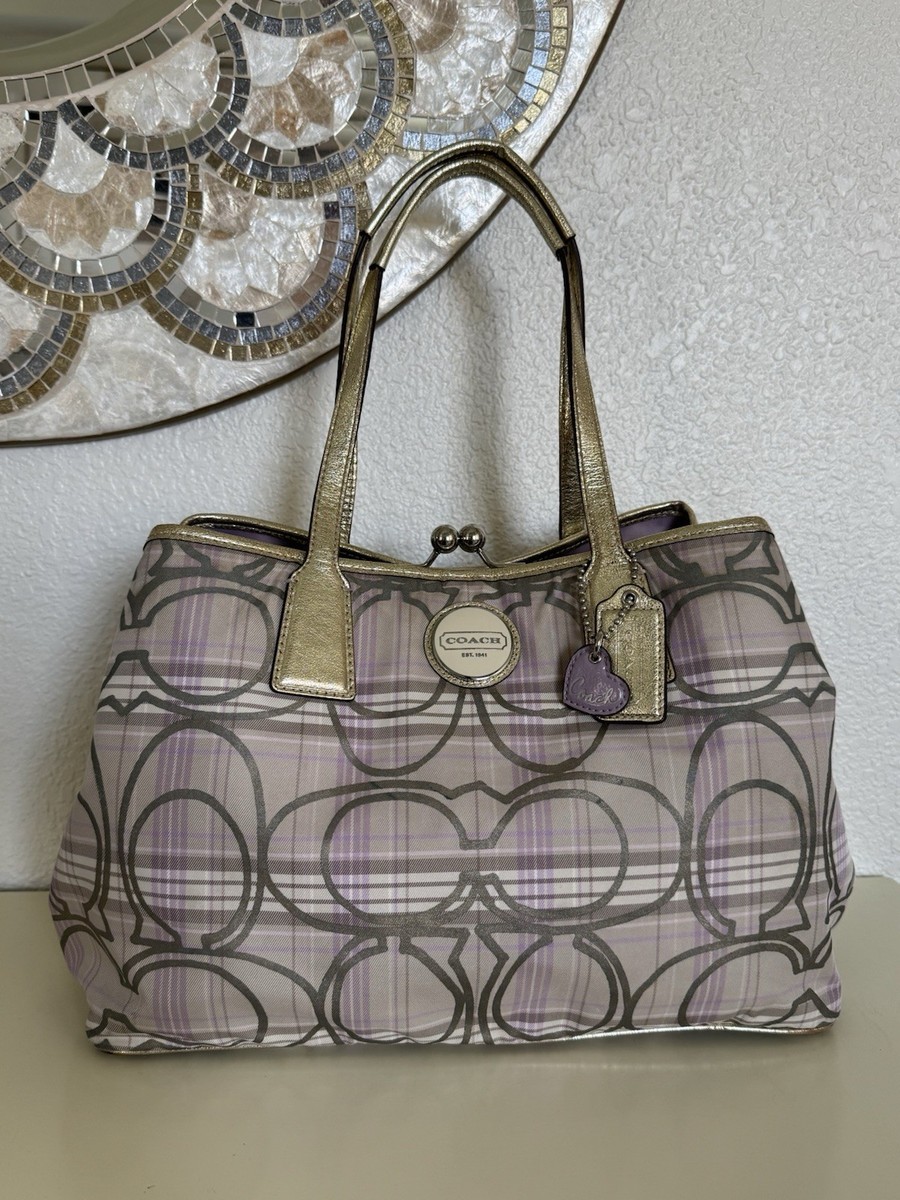 coach バケツバッグ　馬車デザイン Coach Signature Lavender Tartan Plaid Framed Kiss Lock Carryall