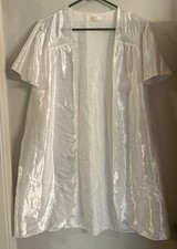Vintage Val Mode White Satin Lace Robe Womens L Embroidered Floral Boudoir