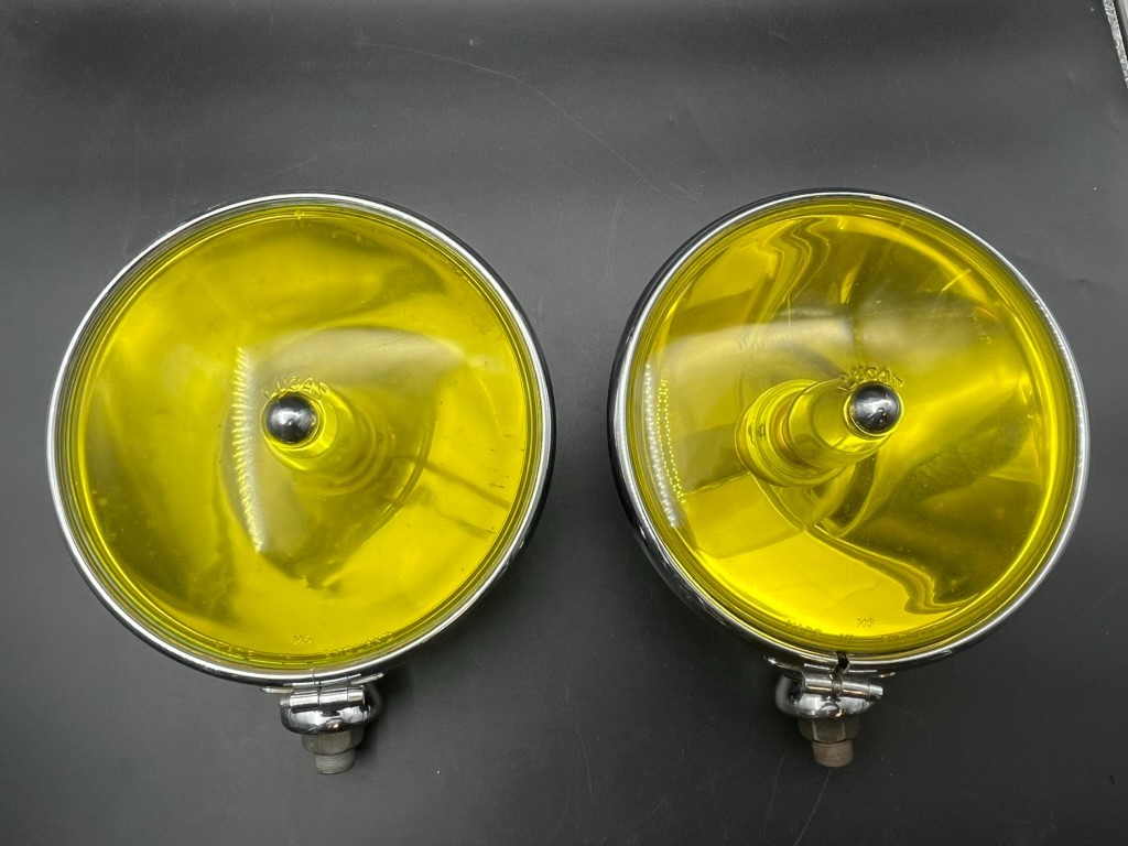 Original YELLOW Lucas  SLR700S Driving  Lamp Pair, Jaguar XK120, Mk V, Bentley