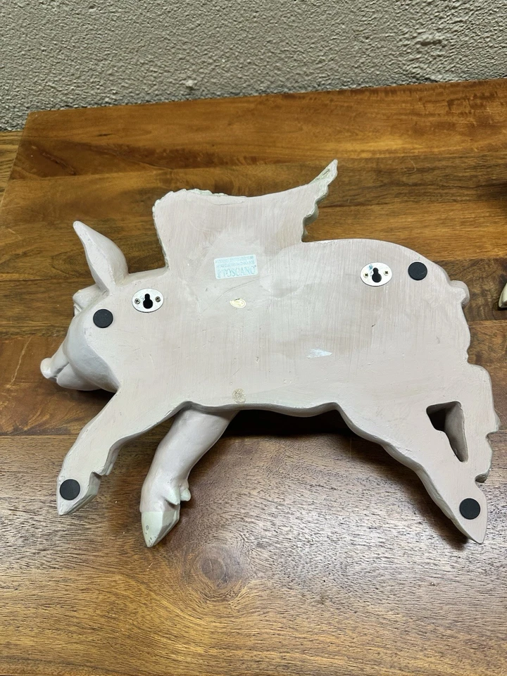 Design Toscano Large Flying Pigs Wall Decor 15” Wide - Image 4 of 4