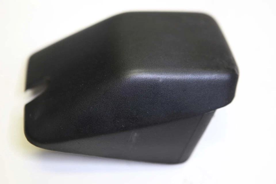 Protector de parachoques trasero izquierdo 1995-1998 OEM Porsche 911 993 993.505.425.00 G5 Foto 3 de 4