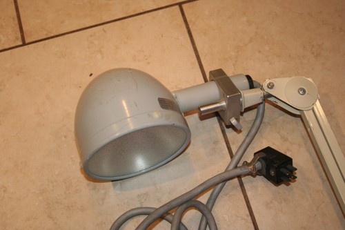 GRASS INSTRUMENTS PHOTIC STIMULATOR LAMP W/ARM AND BULB FOR PS 22 PST2100 BULB - Picture 5 of 7