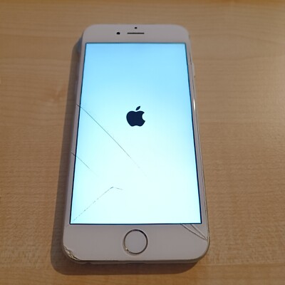 Apple iPhone 6s 128GB Siber 93 % Batt. technisch einwandfrei A1688