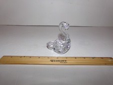 CLEAR GLASS SWAN SMALL HANDBLOWN